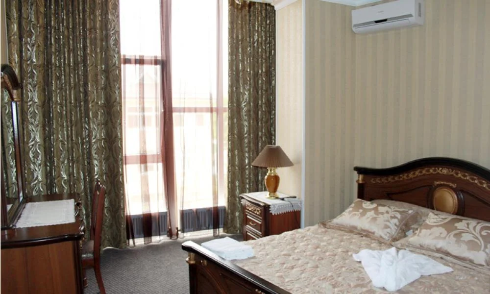 Apart's Hotel - 2-комнатный номер делюкс, Ессентуки